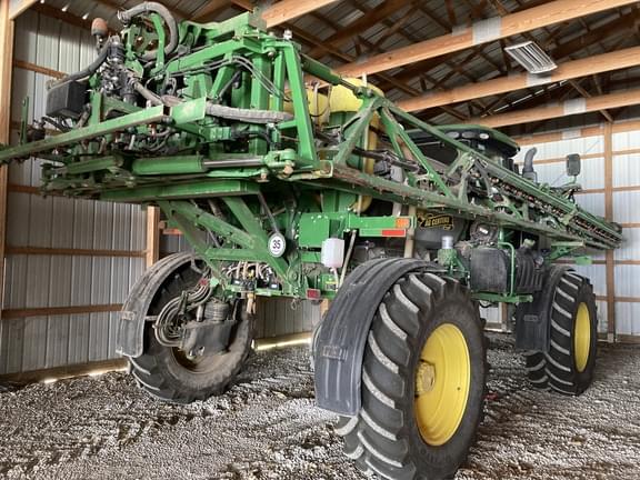 Image of John Deere R4038 equipment image 4