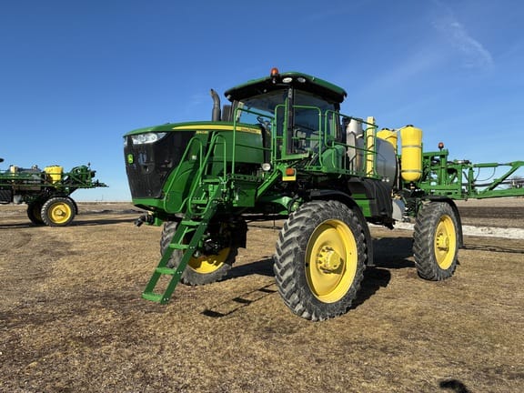 2018 John Deere R4038 Equipment Image0