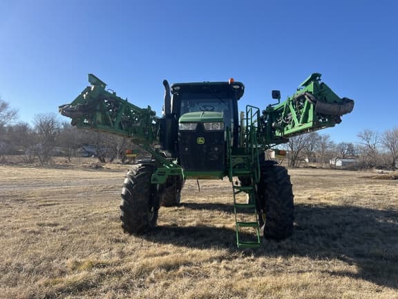 Image of John Deere R4038 equipment image 2