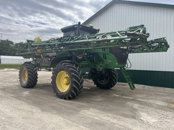 2018 John Deere R4038 Equipment Image0