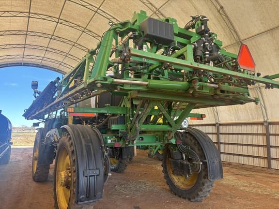 Image of John Deere R4038 equipment image 2