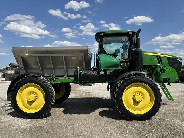 Image of John Deere R4038 equipment image 1