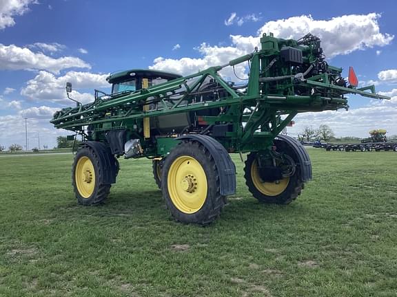 Image of John Deere R4038 equipment image 4