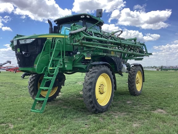 2018 John Deere R4038 Equipment Image0