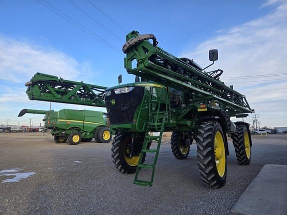 Image of John Deere R4038 equipment image 1