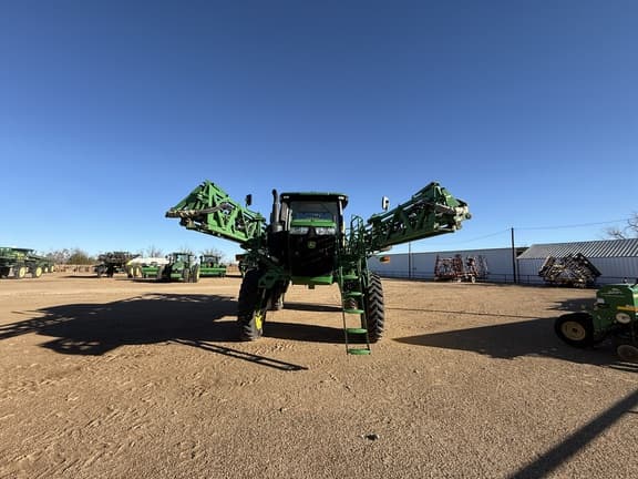 Image of John Deere R4038 equipment image 2