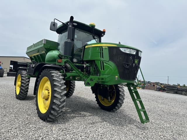Image of John Deere R4038 equipment image 1