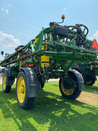 Image of John Deere R4038 equipment image 3
