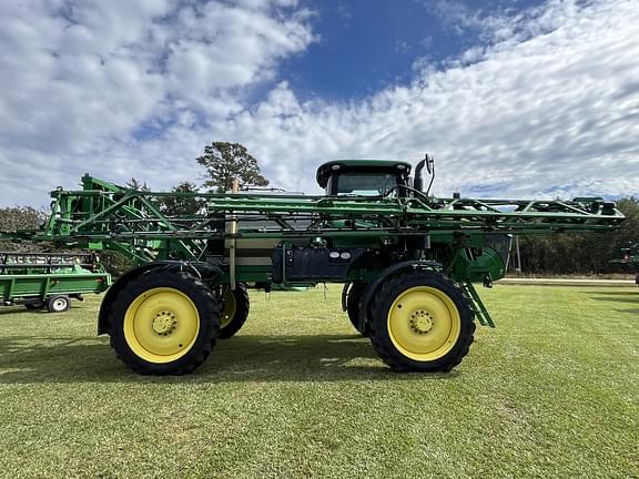 Image of John Deere R4038 equipment image 4