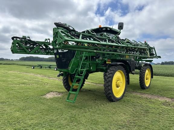 Image of John Deere R4038 equipment image 2