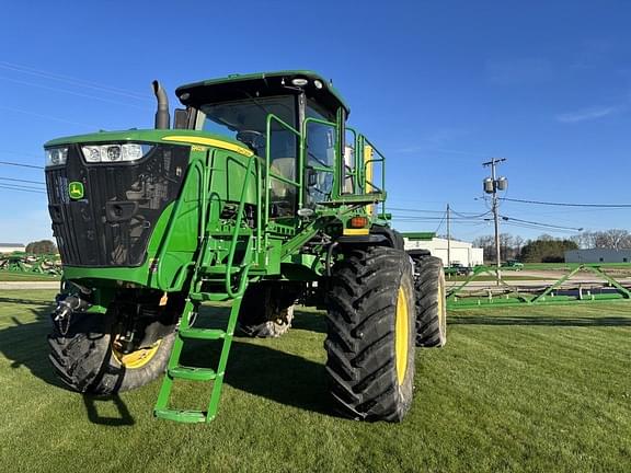Image of John Deere R4038 equipment image 4