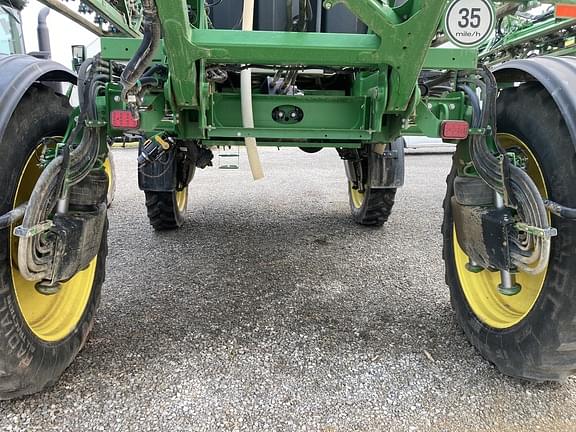 Image of John Deere R4038 equipment image 4