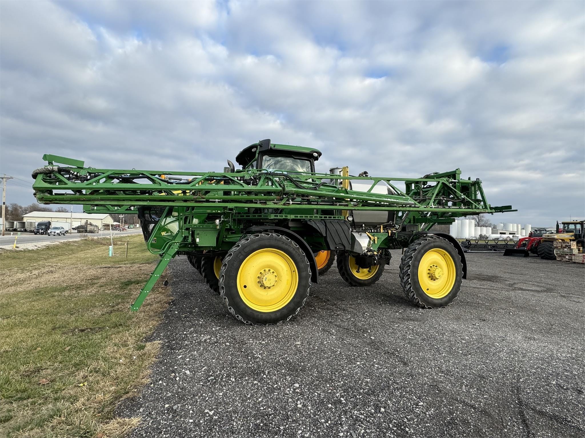 Main image John Deere R4038