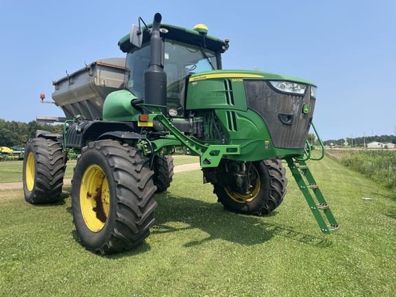 2018 John Deere R4038 Equipment Image0