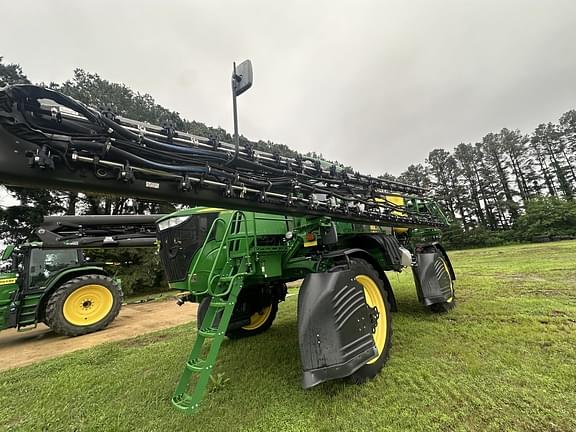 Image of John Deere R4038 equipment image 1