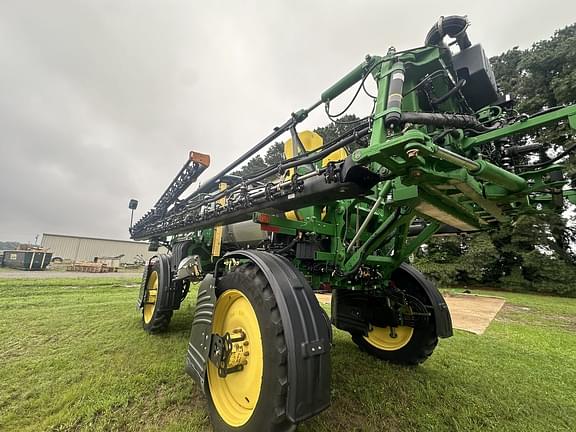 Image of John Deere R4038 equipment image 3