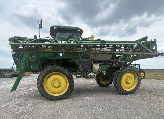 Main image John Deere R4038
