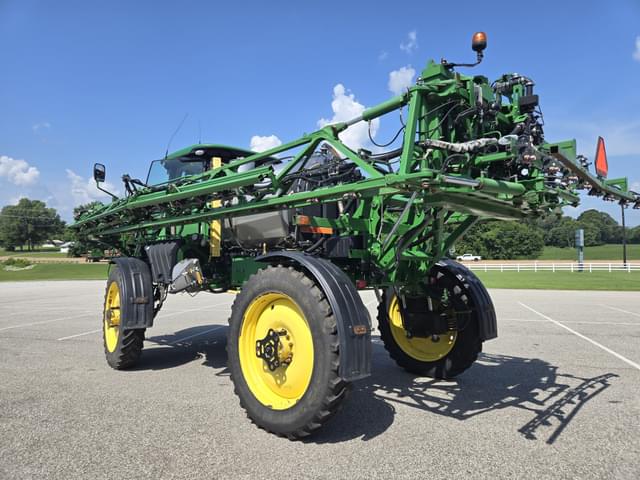 Image of John Deere R4038 equipment image 4