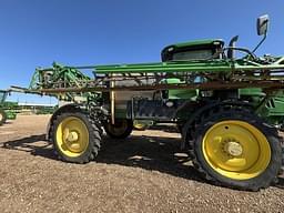 Image of John Deere R4038 equipment image 4