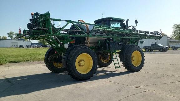 Image of John Deere R4038 equipment image 3