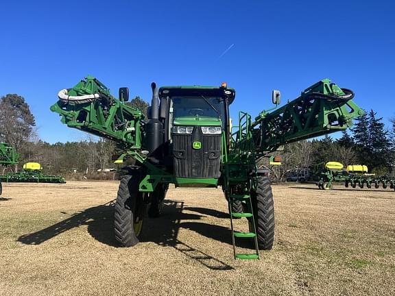 Image of John Deere R4038 equipment image 1