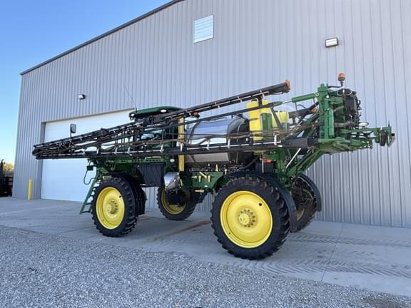 Image of John Deere R4038 equipment image 4