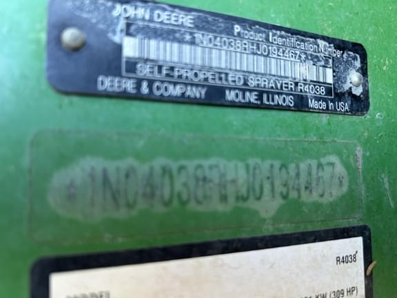Image of John Deere R4038 equipment image 3