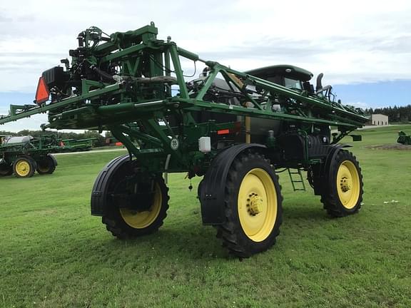 Image of John Deere R4038 equipment image 3