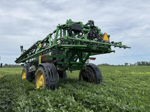 Image of John Deere R4038 equipment image 2