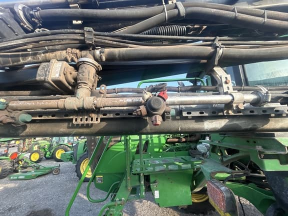 Image of John Deere R4038 equipment image 4