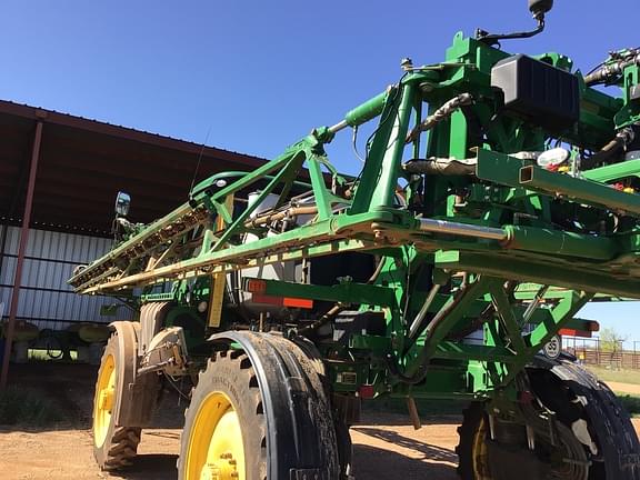 Image of John Deere R4038 equipment image 3