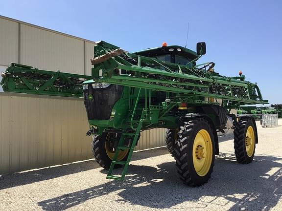 Image of John Deere R4038 equipment image 1