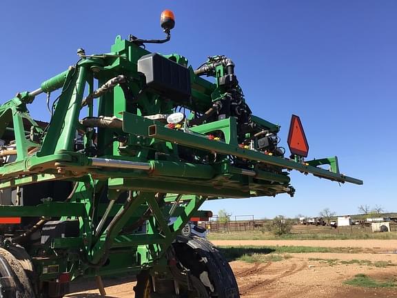 Image of John Deere R4038 equipment image 4