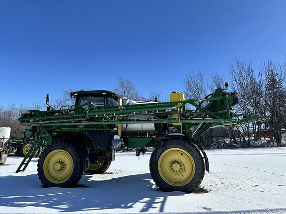 Image of John Deere R4038 equipment image 2