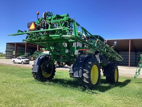 Image of John Deere R4038 equipment image 2