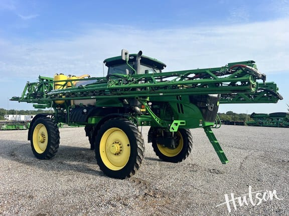 2018 John Deere R4038 Equipment Image0