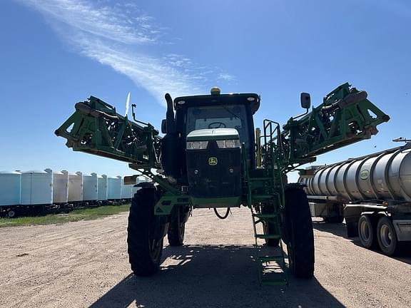 Image of John Deere R4038 equipment image 1