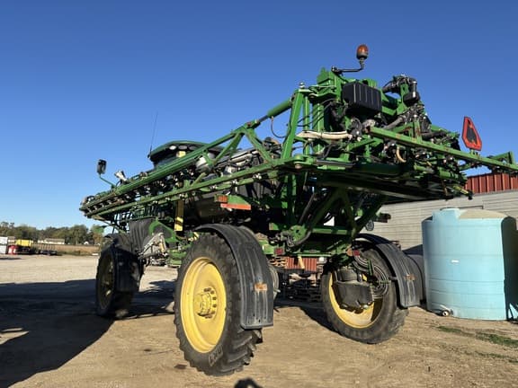 Image of John Deere R4038 equipment image 3