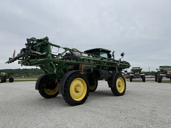 Image of John Deere R4038 equipment image 2