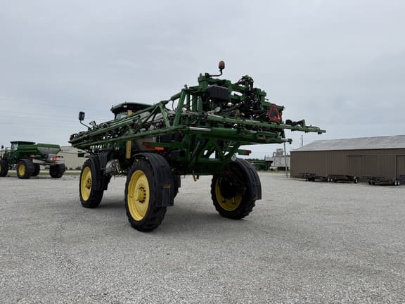 Image of John Deere R4038 equipment image 3