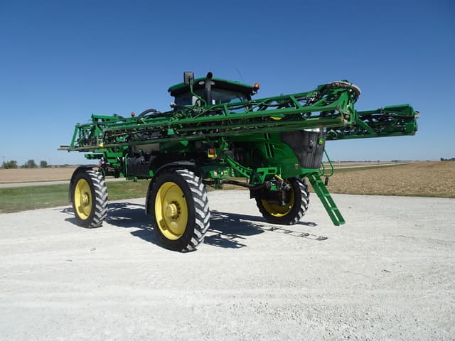 Image of John Deere R4038 equipment image 4