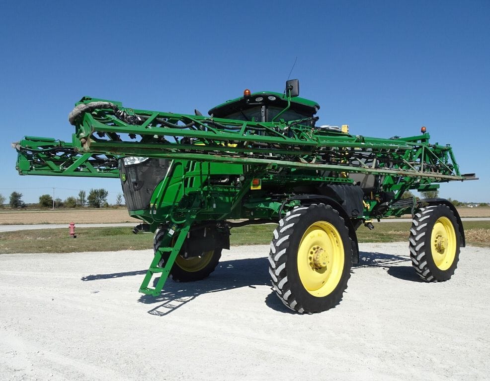 2018 John Deere R4038 Equipment Image0