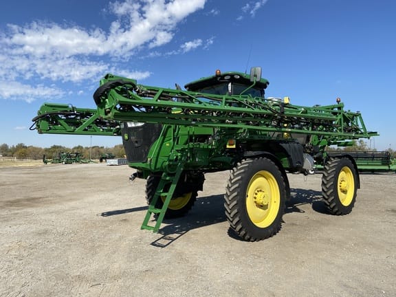 Main image John Deere R4038