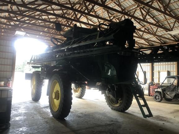Image of John Deere R4038 equipment image 2