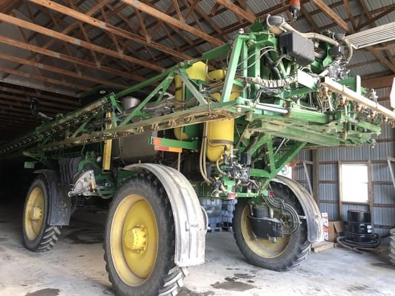 Image of John Deere R4038 equipment image 1