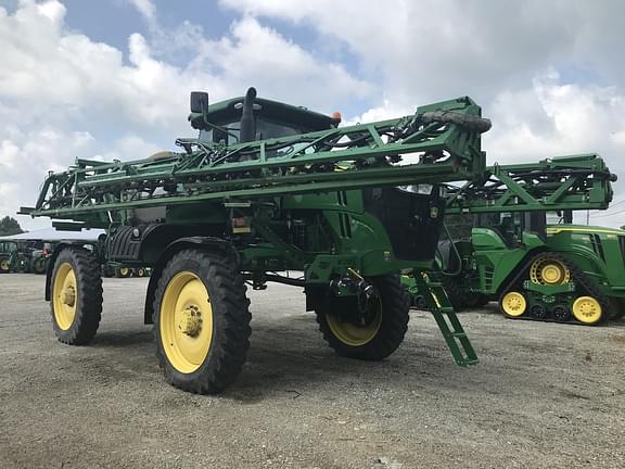 Image of John Deere R4038 equipment image 1