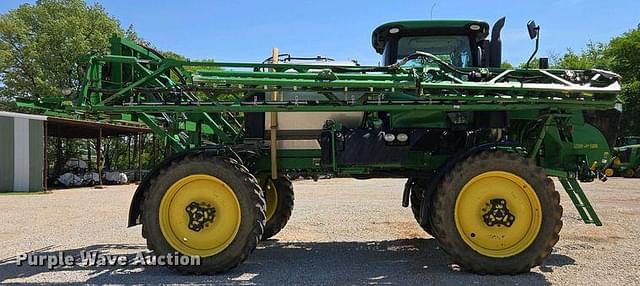 Image of John Deere R4030 equipment image 3