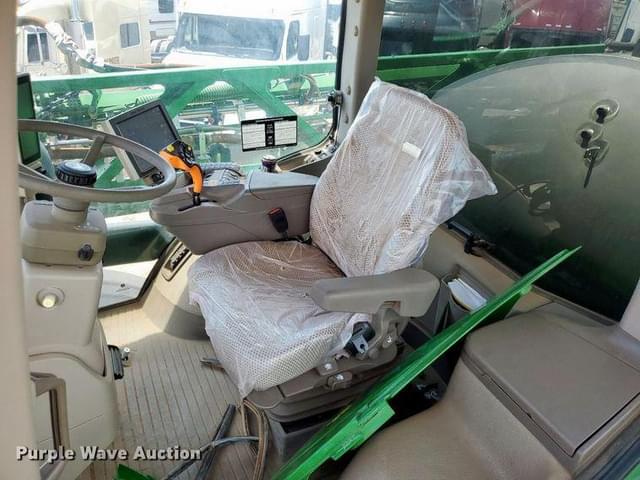 Image of John Deere R4038 equipment image 4