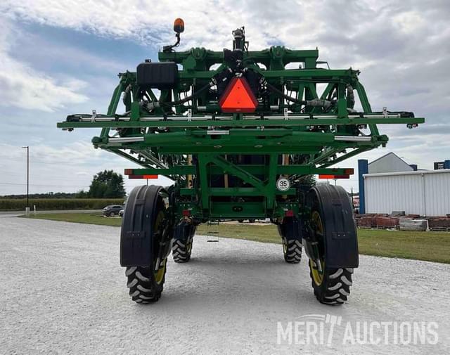 Image of John Deere R4038 equipment image 3