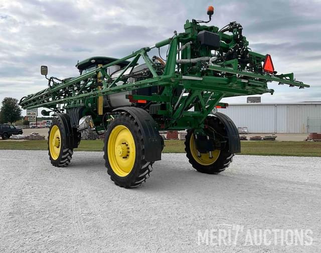 Image of John Deere R4038 equipment image 2